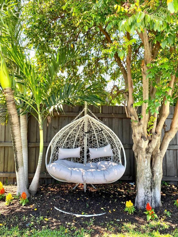 Private Heated Pool Oasis Pet-Friendly Retreat Short Or Long Stays Sleeps 2-8 Ppl 폼파노 비치 외부 사진